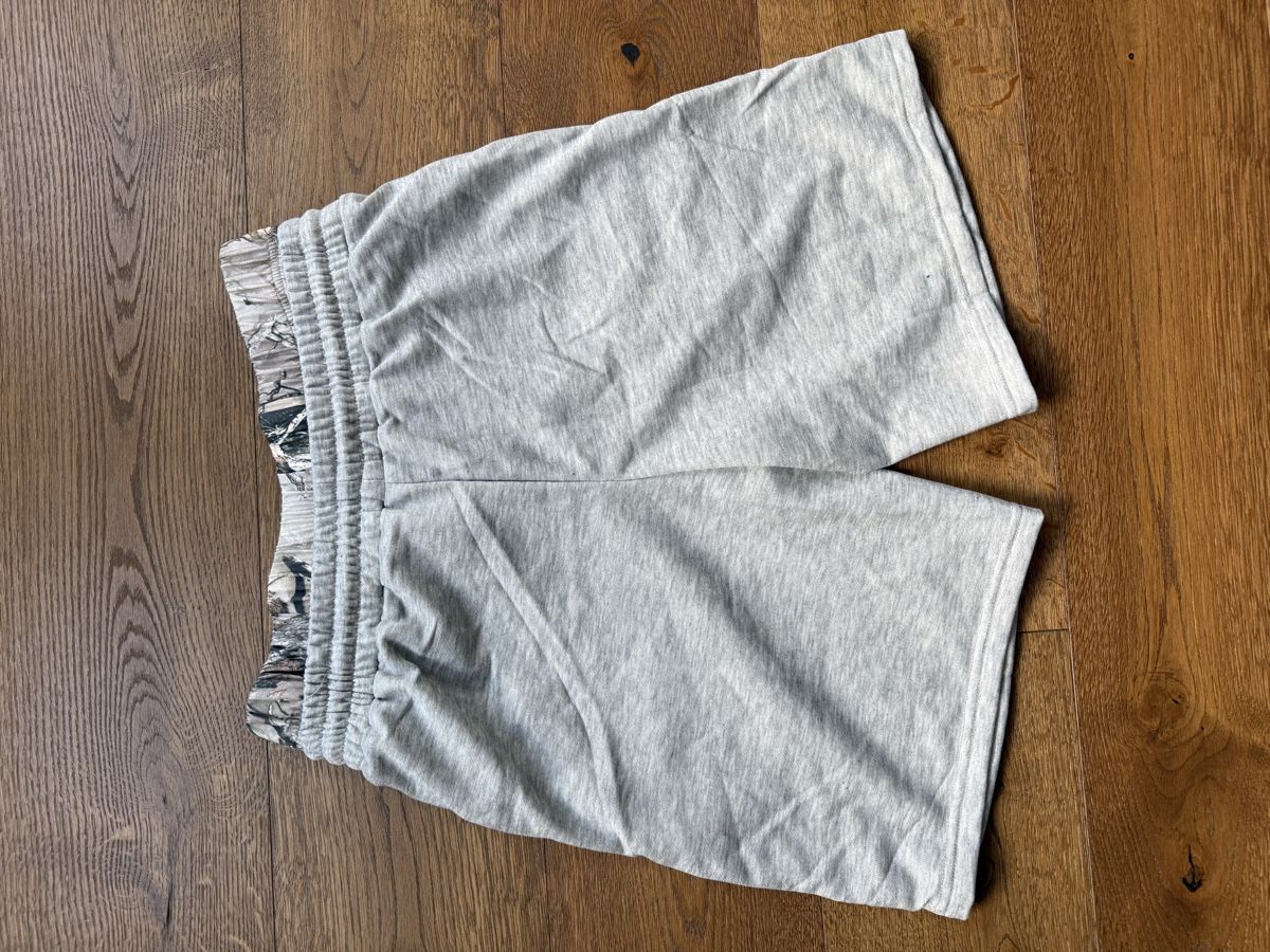 Pantaloni: Shorts, Gr. M, Grau, Neuwertig – Nuovo e nell'imballaggio originale da Zufikon venduto da nic_wsy7 1