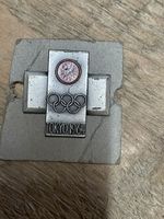 Olympia pin 1964 