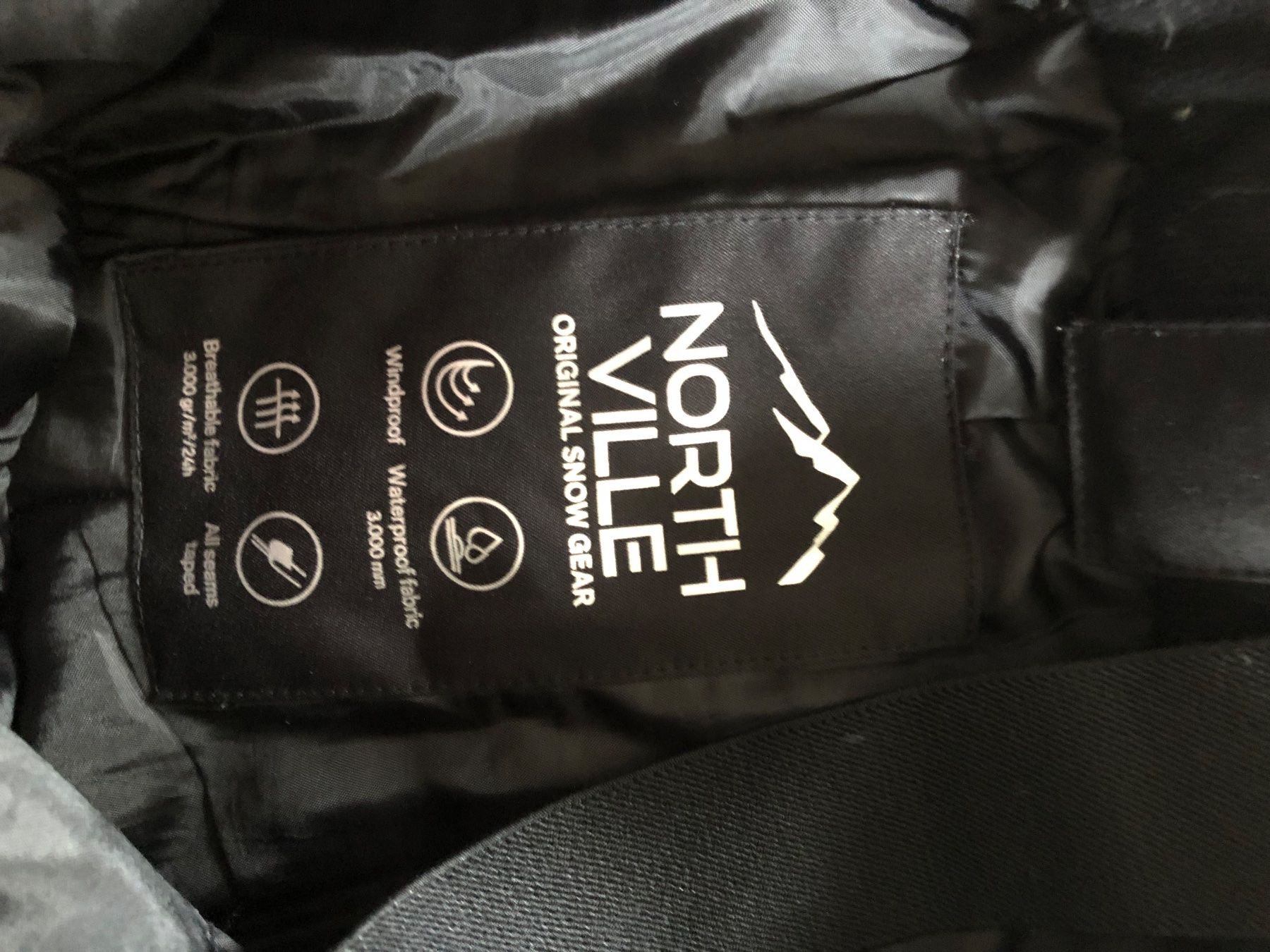 C&A Pantaloni: Skihose schwarz 146/152 – Usato da Aarau venduto da arra7 4