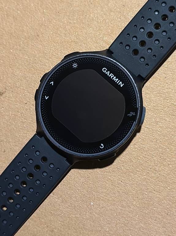 Garmin Smartwatch: Garmin Forerunner 235 – Usato da Chavornay venduto da Danae22 2