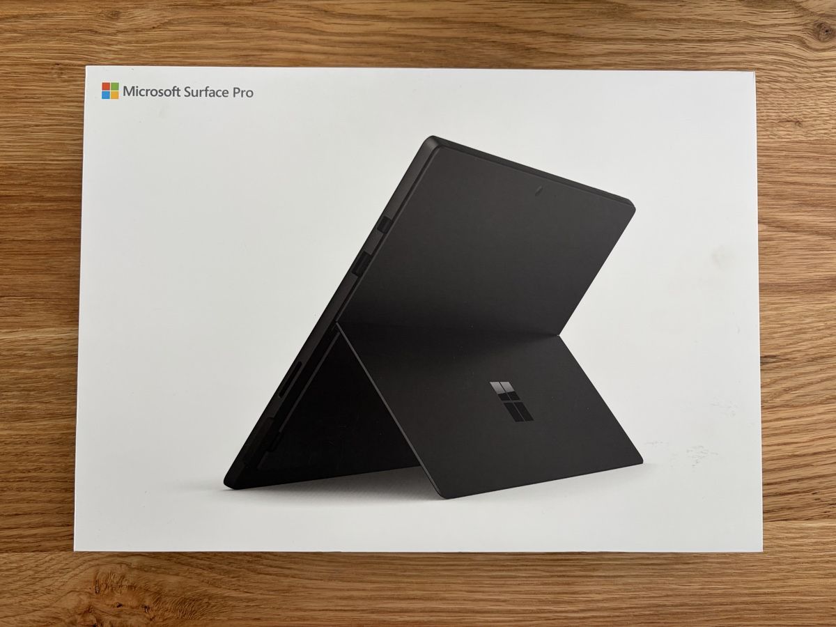 Microsoft Notebook: Microsoft Surface Pro 6 Black Edition Top Zustand – Usato da Ostermundigen venduto da Schneiti76