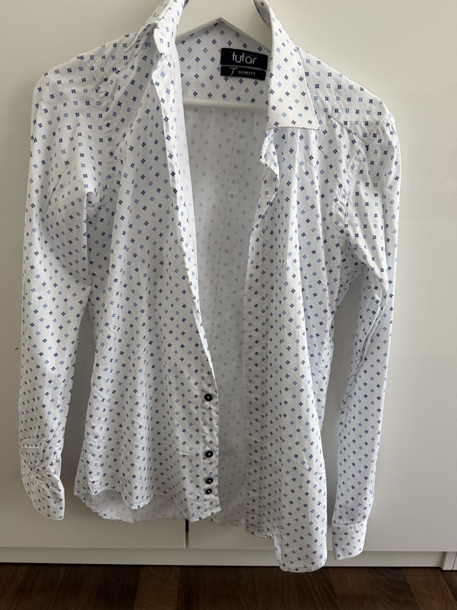 Camicie, T-shirt & Polo: Hemd XS – Nuovo (secondo la descrizione) da Pratteln venduto da sarax3.-