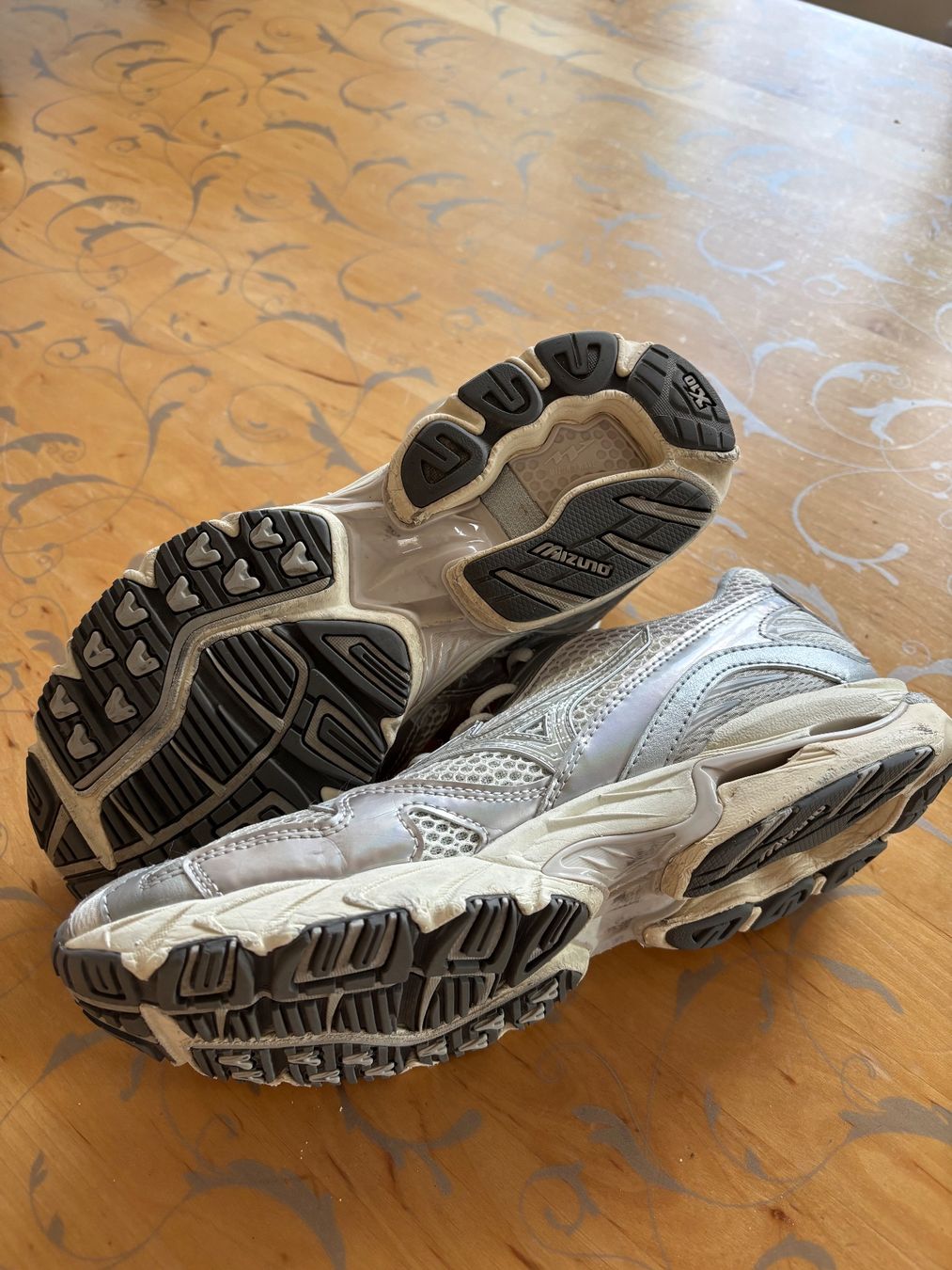 Mizuno Scarpe da donna: Mizuno Wave Rider 10 Damen Sneaker – Nuovo (secondo la descrizione) da Winterthur venduto da tab_m8l2 1