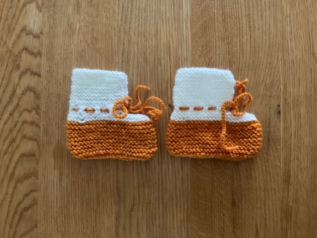 Handgestrickte Baby-Finkli - Bebeschüchen