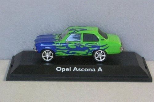 Opel Modellini d'auto: Opel Ascona A 1970-1975 "Tuning Version" hellgrün / blau – Nuovo e nell'imballaggio originale da Gerlafingen venduto da espero88 2