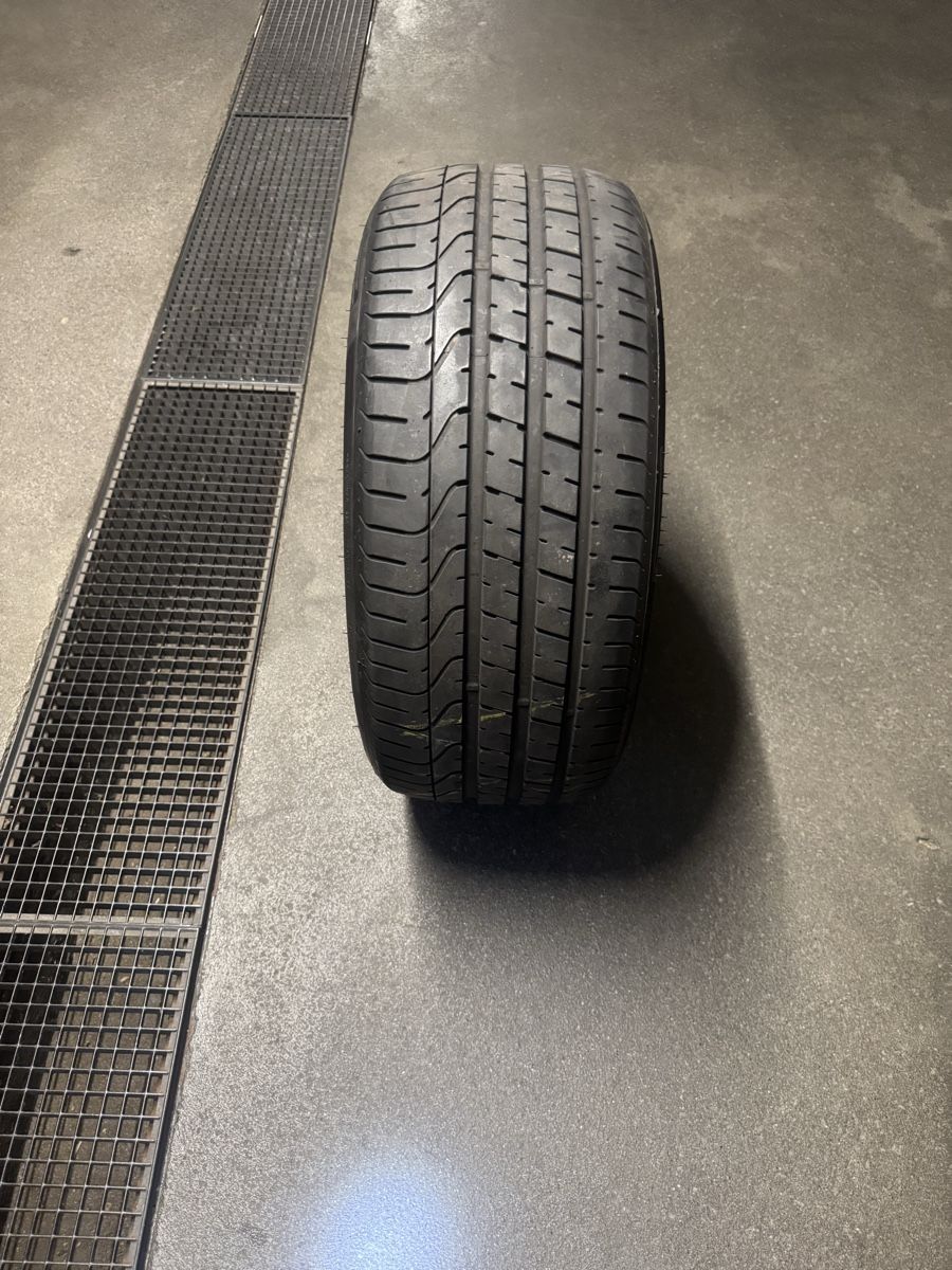 Pneumatici & Ruote complete: Pirelli P Zero Sommerreifen, Top Zustand – Usato da Chur venduto da Jrrdr