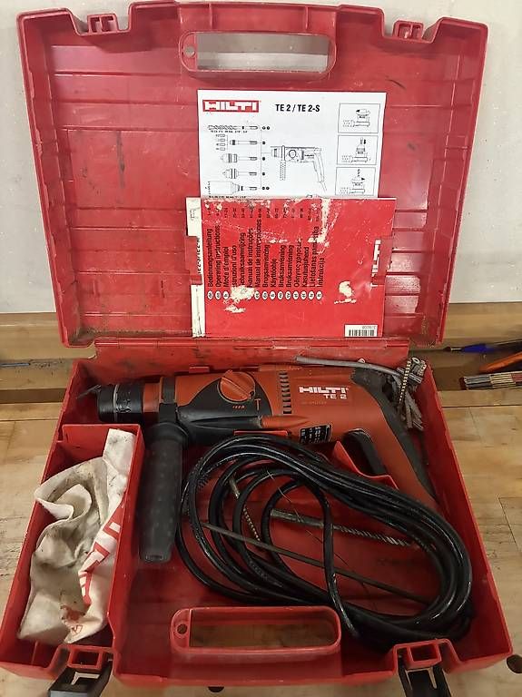 Trapani: Hilti Bohrhammer  – Usato da Lausen venduto da Gjuliana4