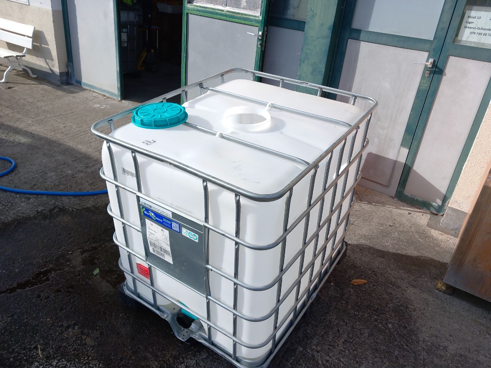 Sonstiges Fahrzeugzubehör: IBC Container 1000 Liter – Gebraucht aus Schönenberg ZH von Ronny83 2