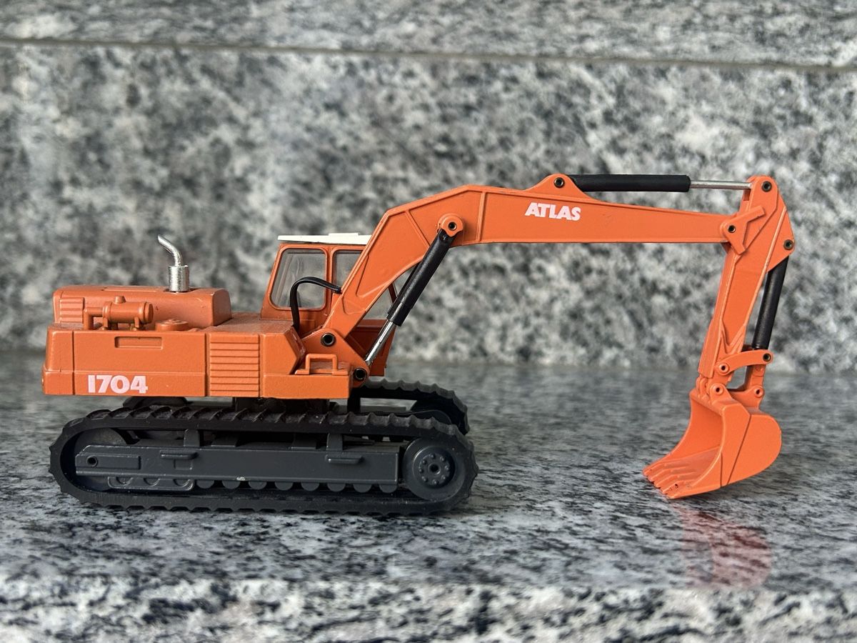 Conrad Modellbausätze & Standmodelle: Atlas , 1;50 , Conrad – Gebraucht aus Horw von Tigercat635 2