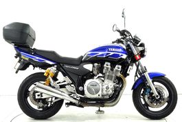 Yamaha XJR 1300