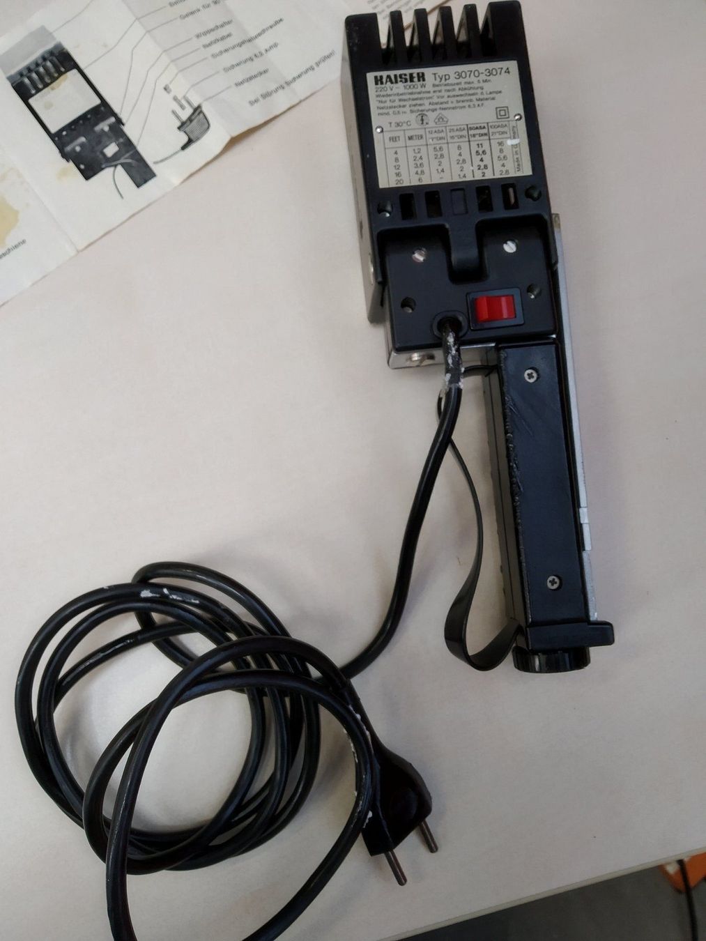 Libri: Halogenleuchte 1000 W, 220 V, gebraucht – Usato da Döttingen venduto da Schlei 5