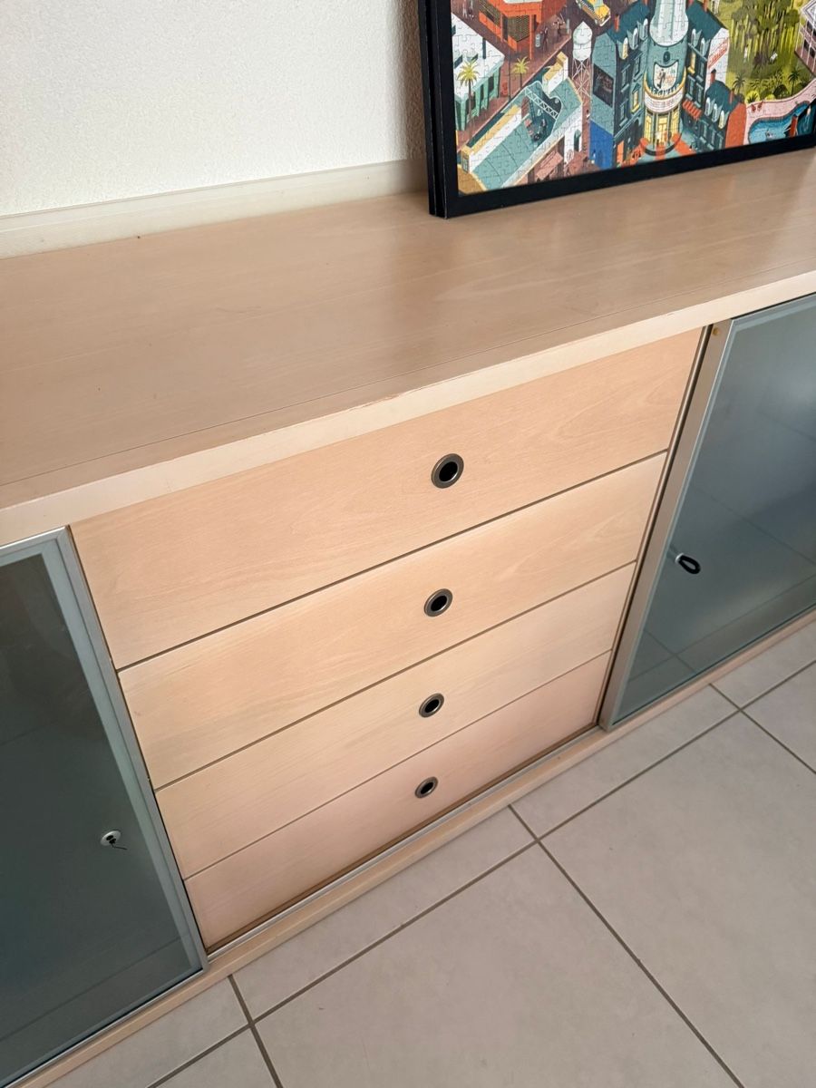 Credenze: Sideboard Holz mit Glastüren und Schubladen – Usato da Rümlang venduto da Alchemyst689 1