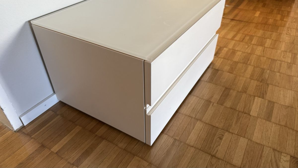 Pfister Nachttische: Nachtkommode weiss 2 Schubladen – Gebraucht aus Zürich von Markdesor 1