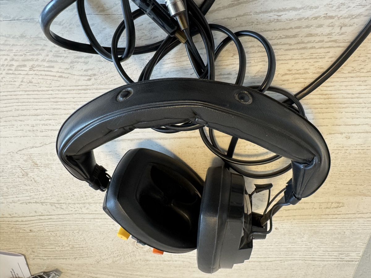 Beyerdynamic Cuffie: Beyerdynamic dt204 studio Kopfhörer – Usato da Zunzgen venduto da milesdavis76 5