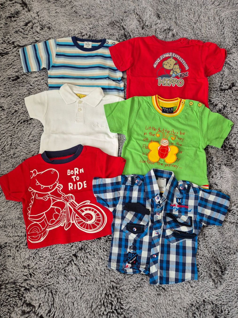 Lotti & Set di vestiti: 5 T-Shirts 1 Hemd Gr. 74 – Usato da Widnau venduto da KleineHonigblume