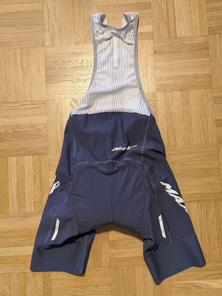 Canottiere & Pantaloni: MAAP Kit neuwertig – Nuovo (secondo la descrizione) da Rheinfelden venduto da DA__RIO 3