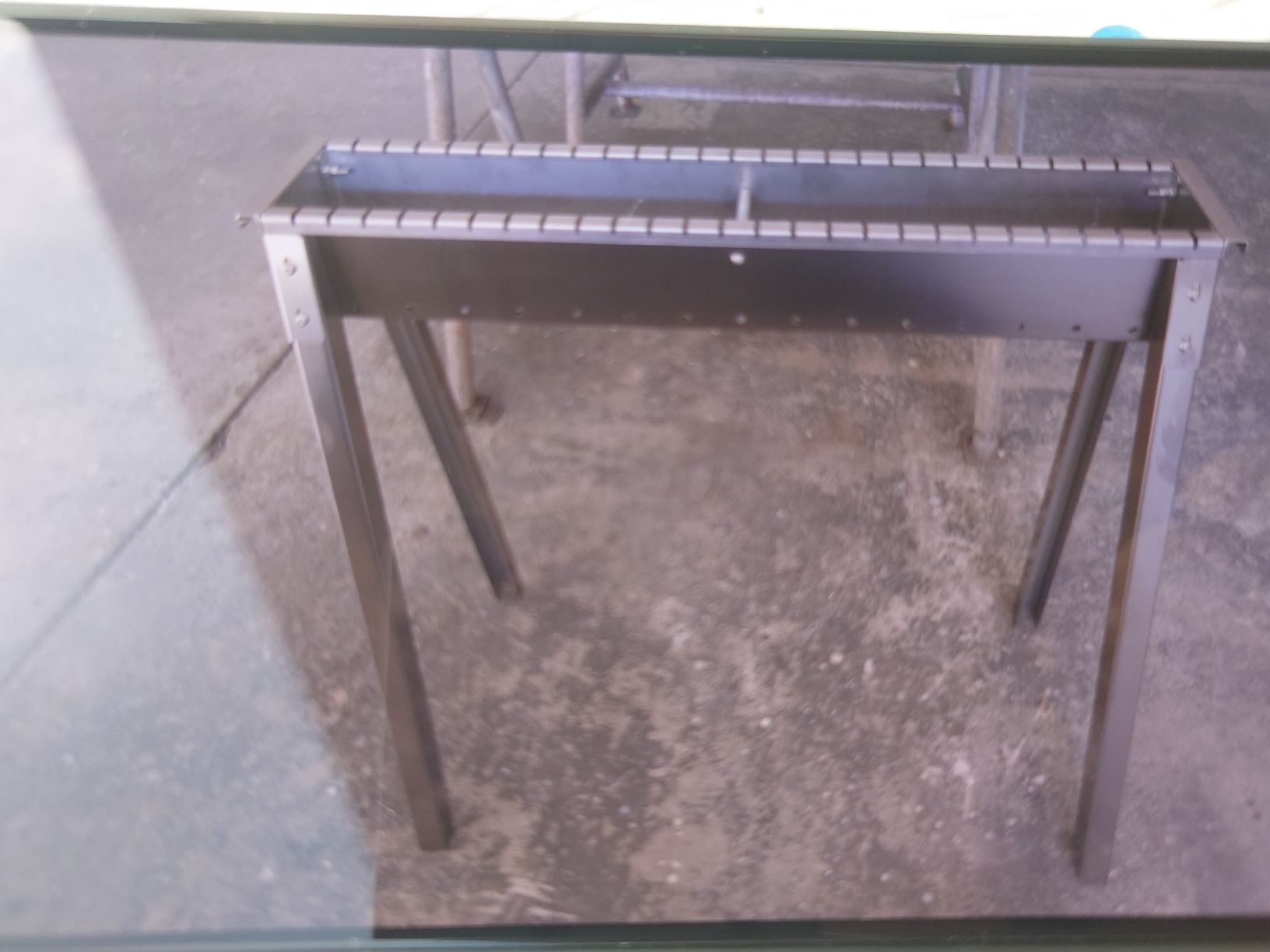 Griglie: Barbecue per arrosticini  – Nuovo e nell'imballaggio originale da Mezzovico venduto da lav_j8qh