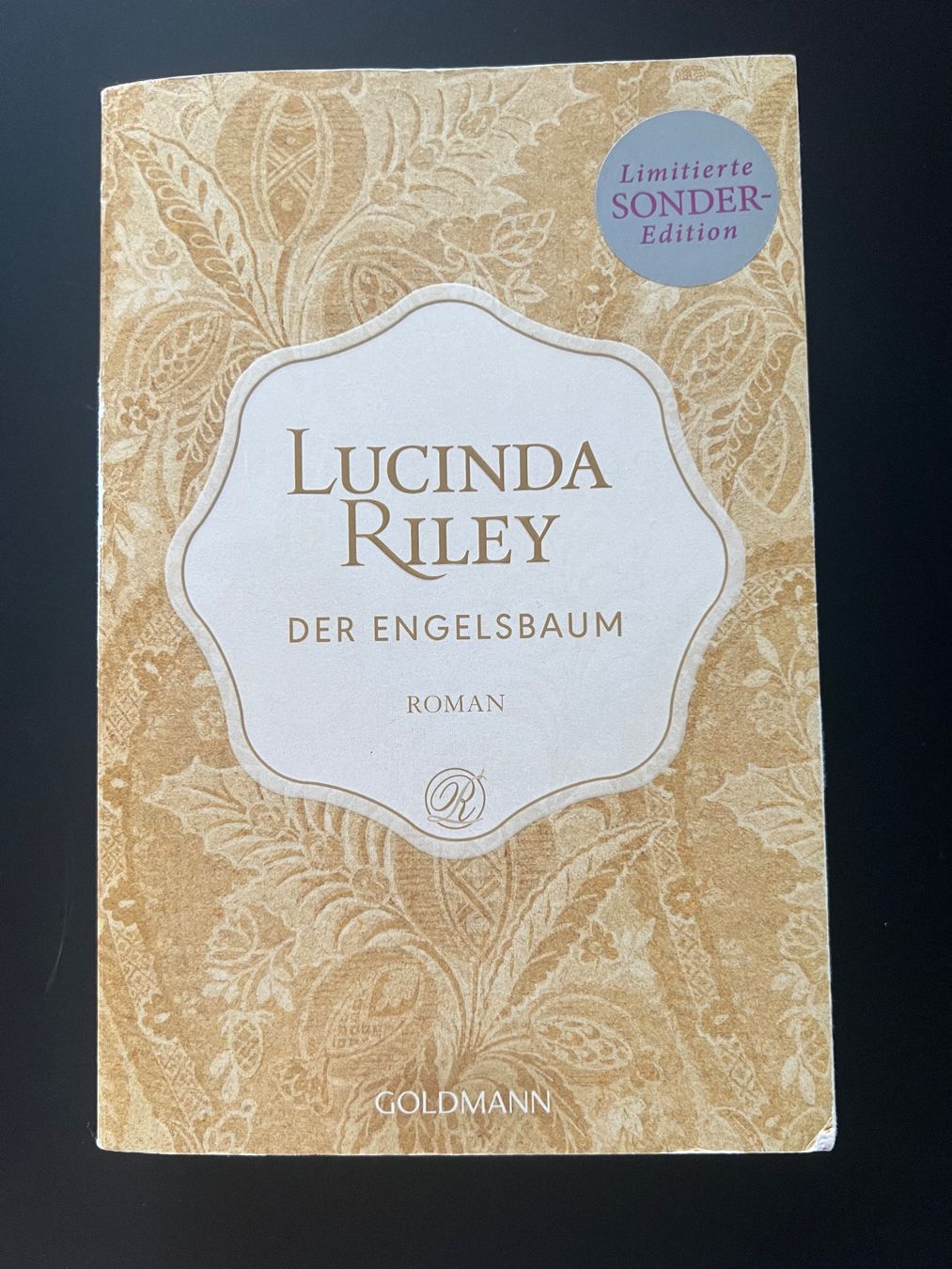 Libri: Der Engelsbaum Roman - Limitierte Sonderedition mit Perlmutt – Usato da Zürich venduto da An_B