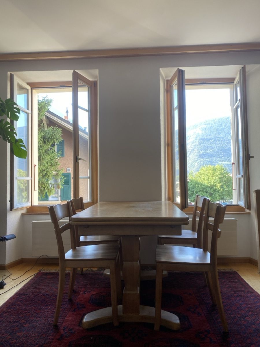 Tavoli: Holztisch – Usato da Sierre venduto da sto_j6vd