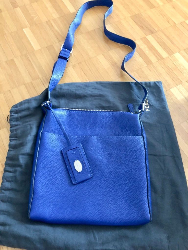 Fendi Borse da donna: FENDI CROSSBODY Ledertasche – Nuovo (secondo la descrizione) da Zurich venduto da MX1000