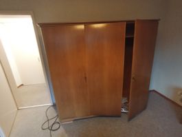 Kleiderschrank Holz 