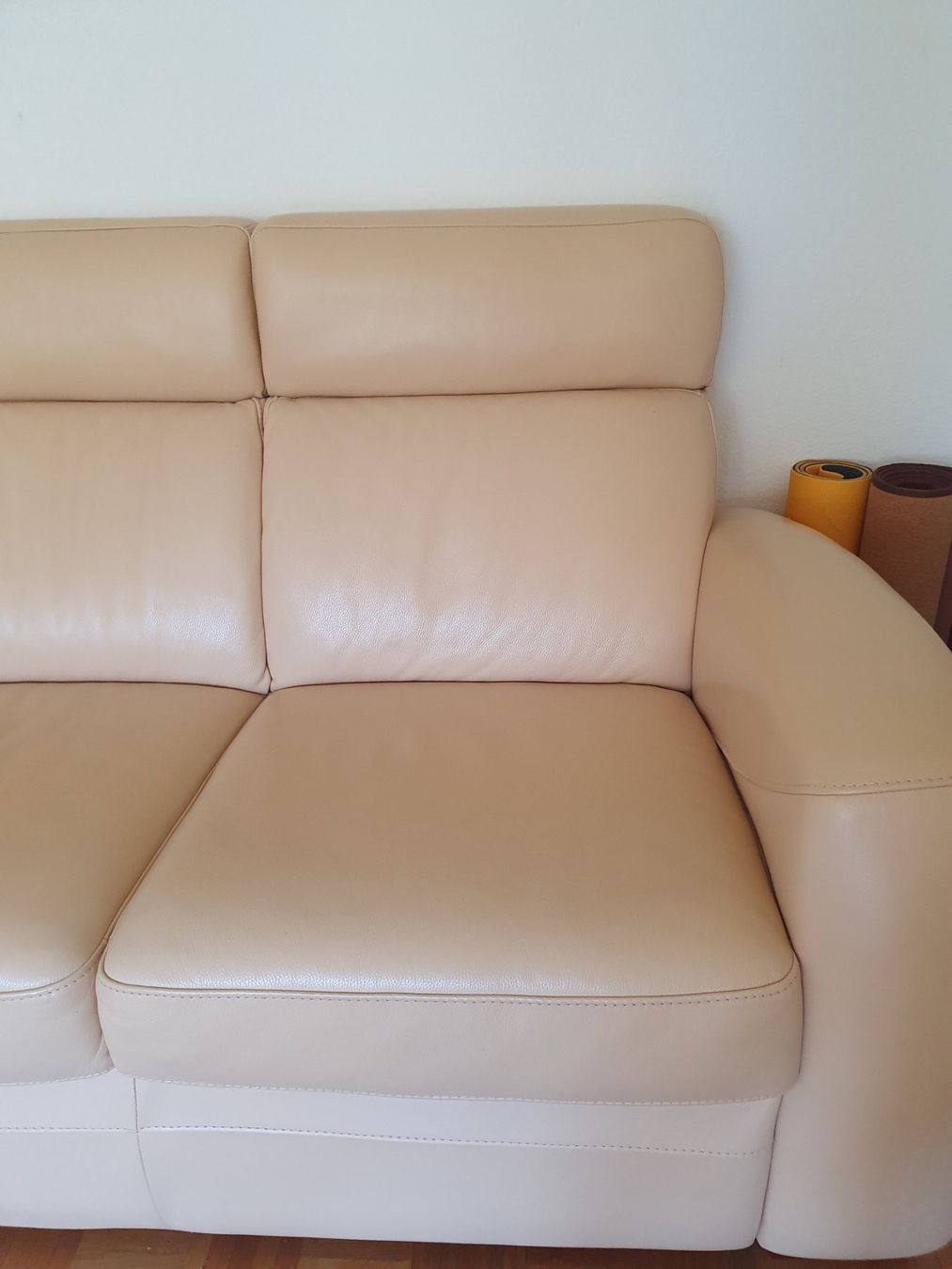 Divani: Leder Sofa – Usato da Oberrieden venduto da pavlos2000pavlos 2