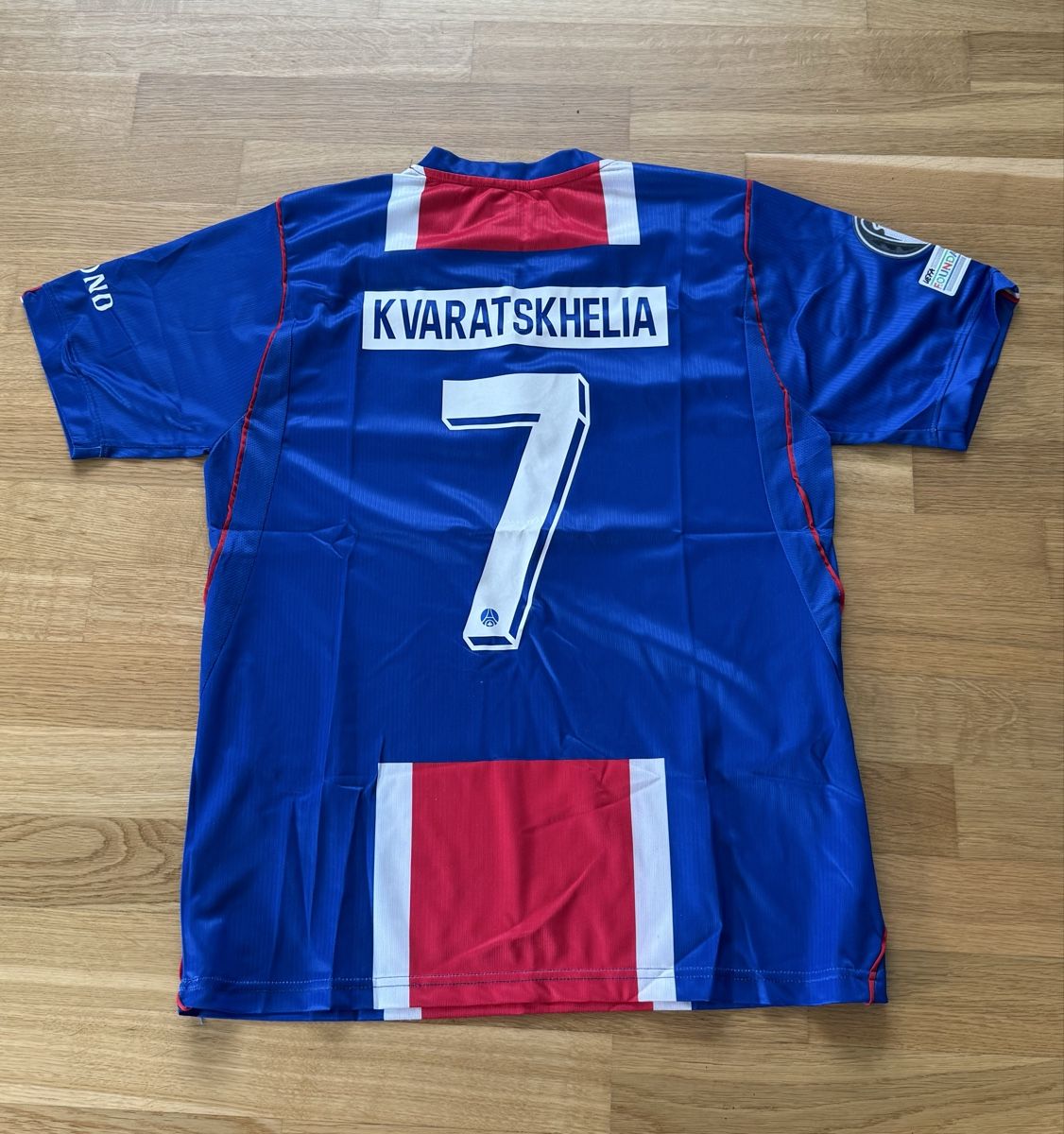 Nike Canottiere & Pantaloni: PSG Kvaratskhelia 7 Taille L – Nuovo e nell'imballaggio originale da Delémont venduto da IbraWinz 1