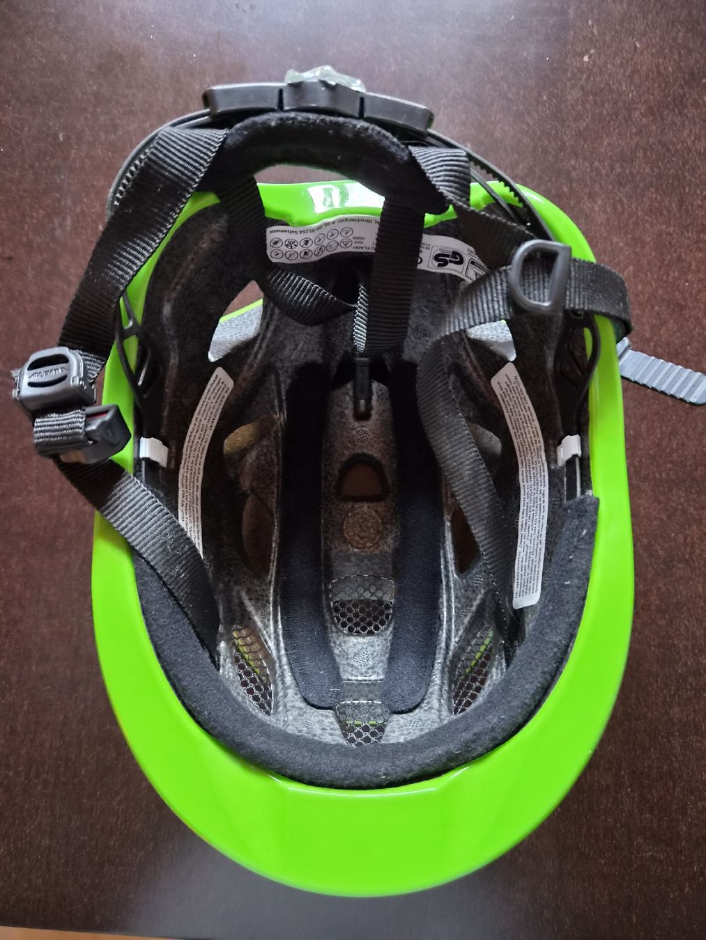 Alpina Caschi: Kinder velohelm Dino – Usato da Disentis/Mustér venduto da epa_862v 4
