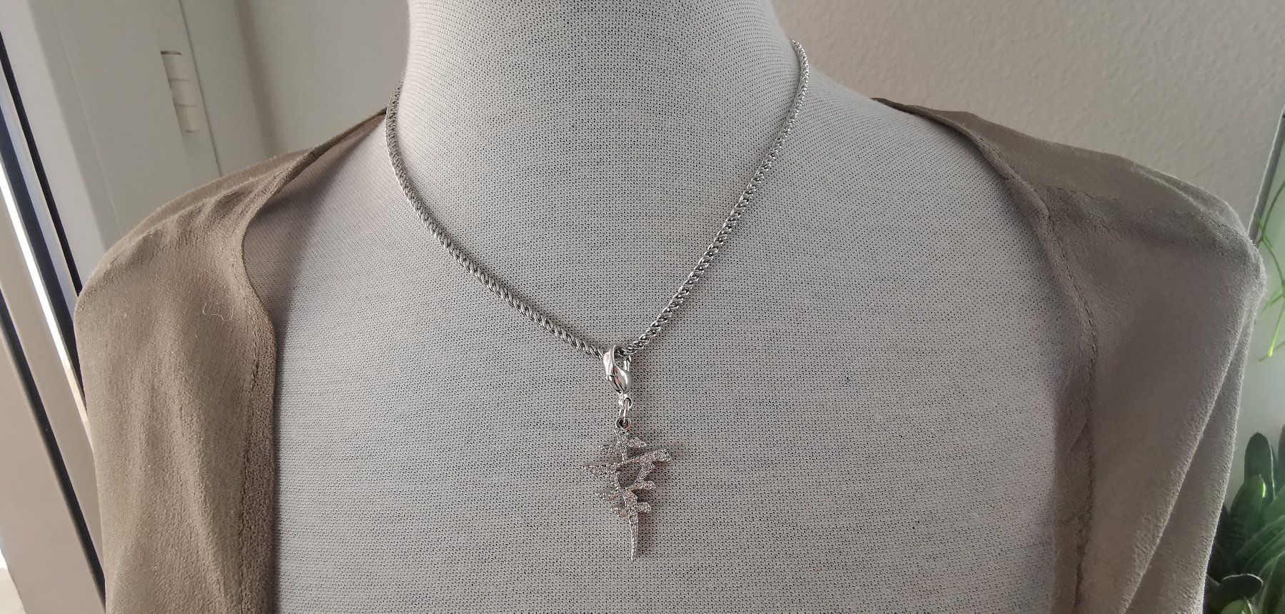 Catenine: Swarovski Kette Chinesisch Zeichen rar – Nuovo (secondo la descrizione) da Zürich venduto da Efriede 3
