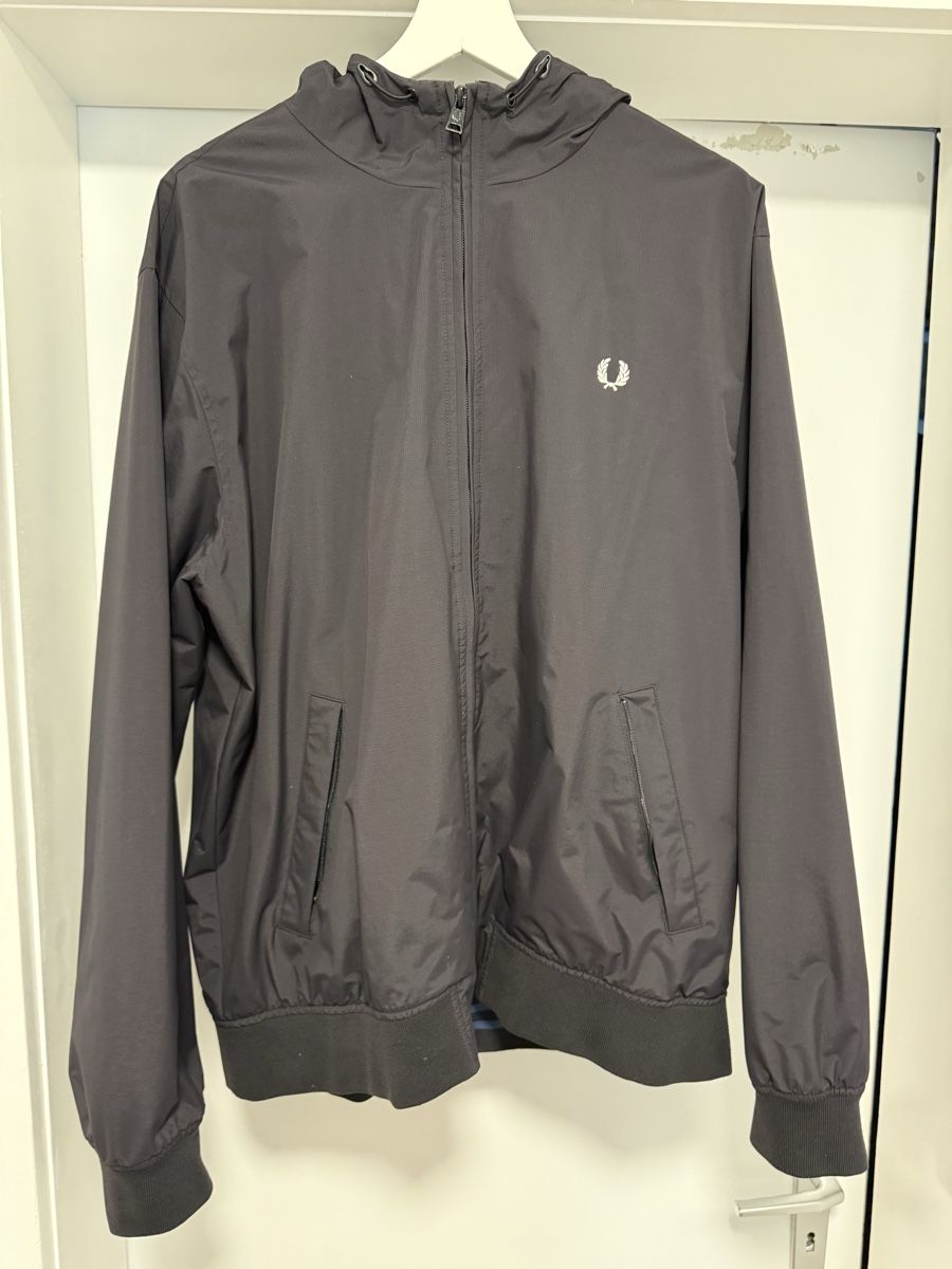 Fred Perry Jacken: Fred Perry Jacke – Gebraucht aus Blumenstein von D.Mosi
