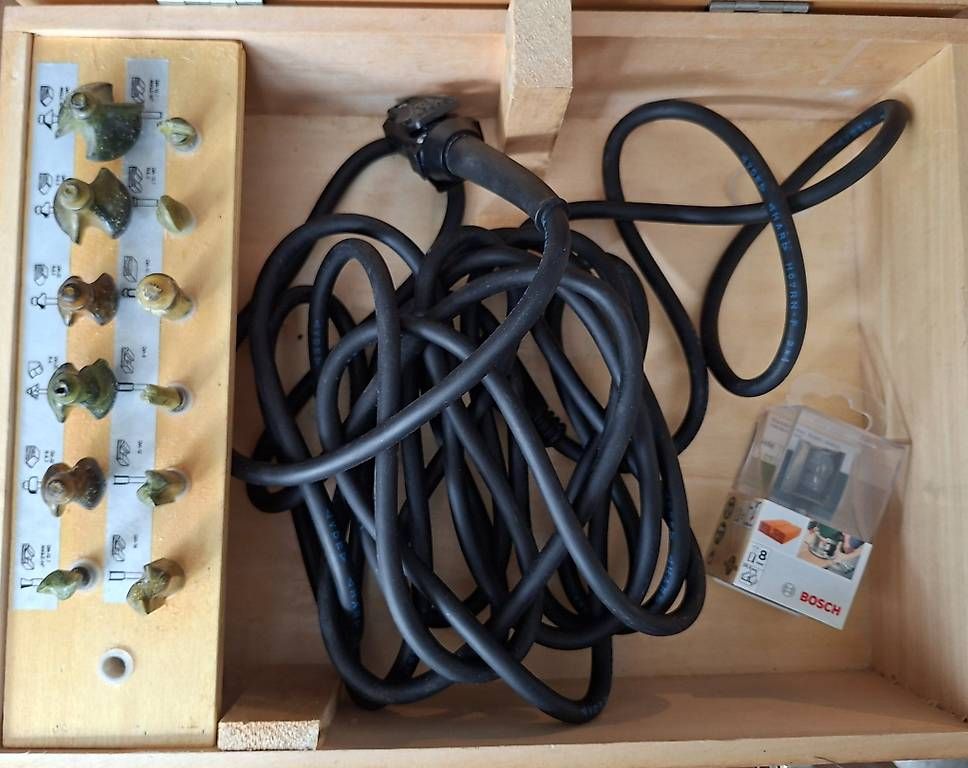 Tutte le macchine: Oberfräse Défonceuse électronique avec accessoires – Usato da Châbles FR venduto da Monar 4
