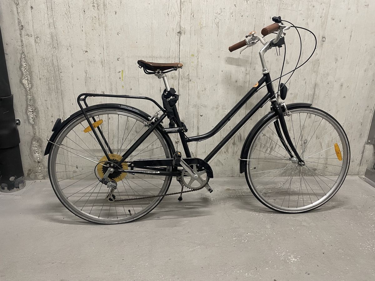 Biciclette: City bike lady black – Usato da Basel venduto da vic_vy5t