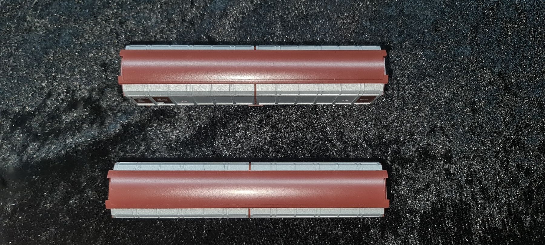Roco Modellini di ferrovie: 2Stk Roco Schiebewandwagen DR – Usato da Conters venduto da dave_freak 3