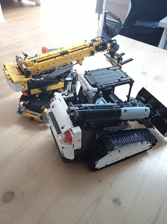 Technics Kit di costruzioni: JCB Roto Telehandler und CAT Tracked Loader – Nuovo (secondo la descrizione) da Boniswil venduto da wae_2bw9 1