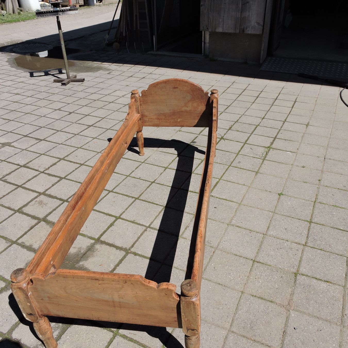 Letti: Altes Kinderbett – Usato da Meikirch venduto da rva_q8c7