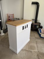 Bar inkl. Stühle