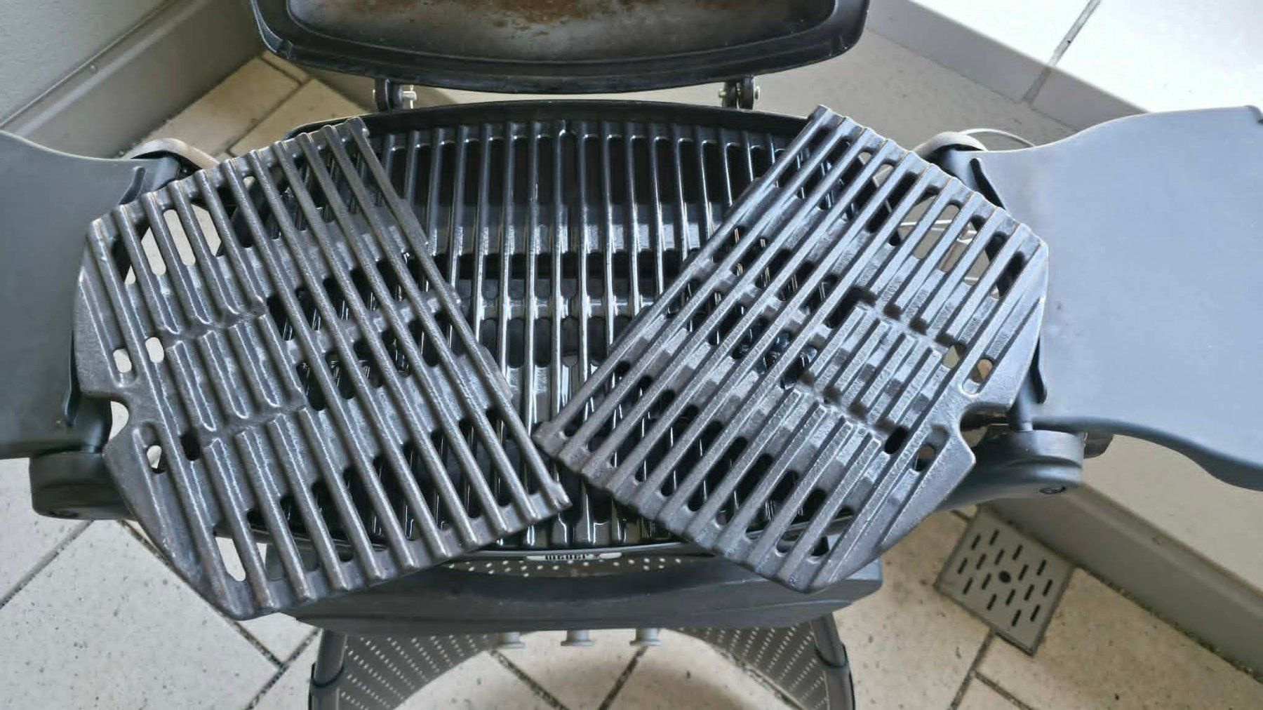 Weber Griglie: Weber Q1200 - Grill mit Ständer / Grill with stander – Usato da Zürich venduto da anna_berza 2