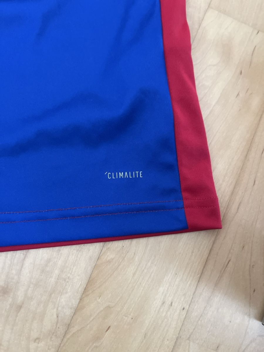 FC Basel Canottiere & Pantaloni: FC Basel Trikot Adidas Grösse M  – Usato da Allschwil venduto da Manolictus 5