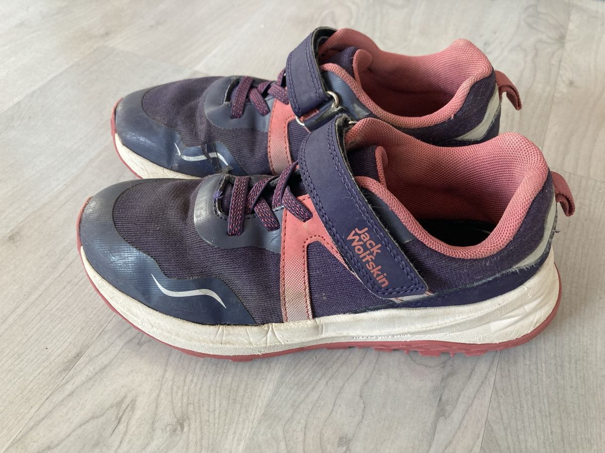 Jack Wolfskin Scarpe per ragazze: Halbschuh Jack Wolfskin 34 – Usato da Amden venduto da Karplusan