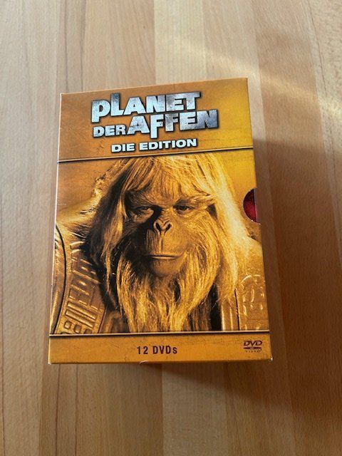 Tutti i DVDs: Planet der Affen / Die Edition - 12 DVD's – Usato da Bubikon venduto da cinerama01
