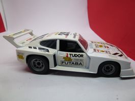 Ford Capri - weiss 28 "Tudor" - alt von Polistil 1982 - 1:24