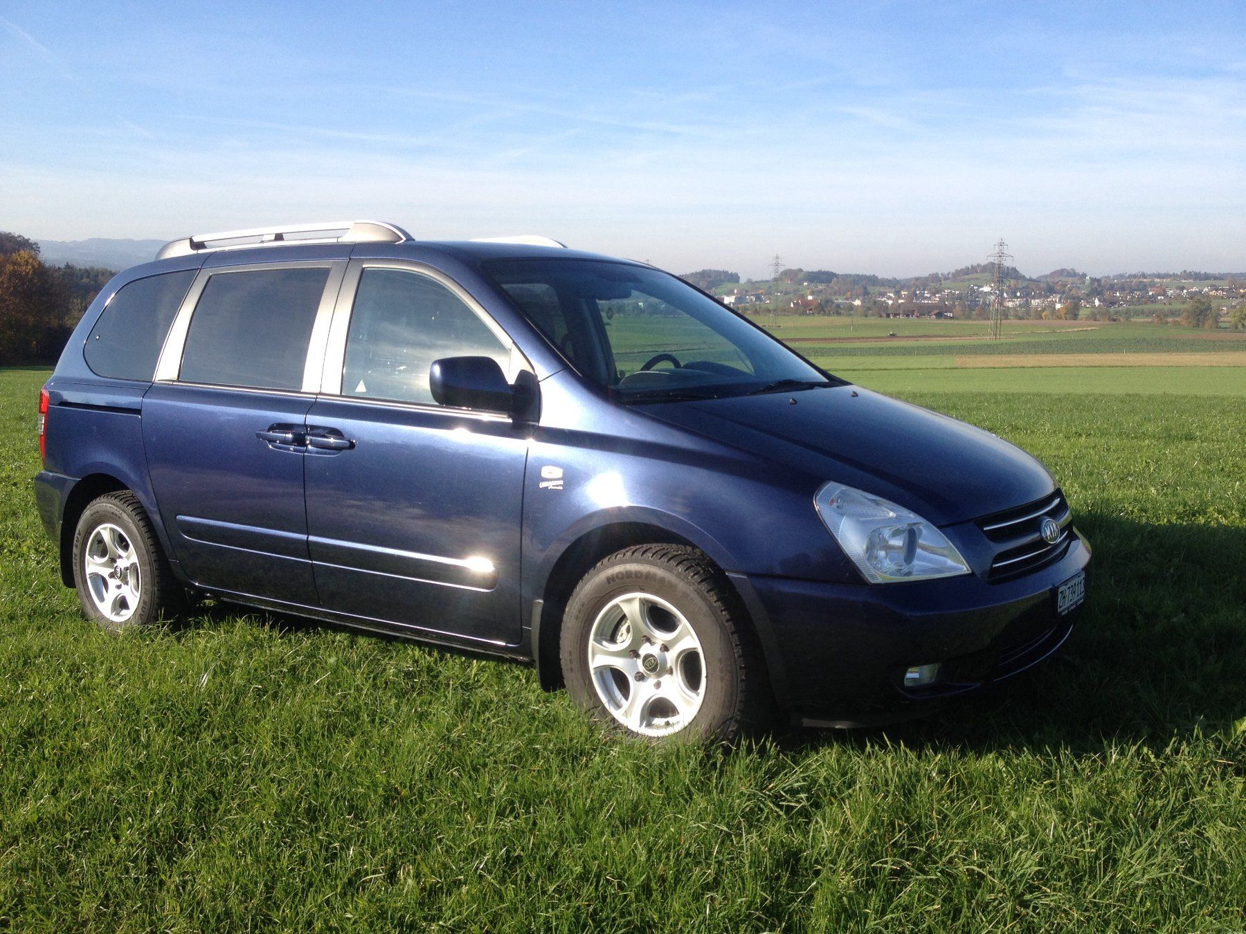 Kia Autos: KIA Carnival (Style), 2.9 CRDi, 2007 – Gebraucht aus Hinwil von freckledine 1