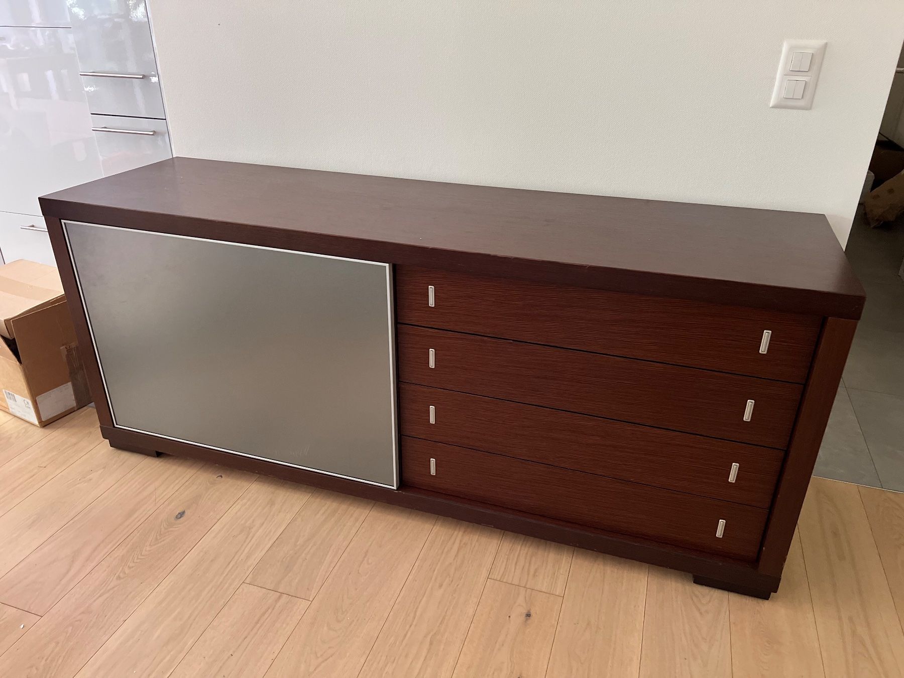 Credenze: Wooden comode- Calligaris made in Italy – Nuovo (secondo la descrizione) da Corsier GE venduto da Karol_save_planet 7