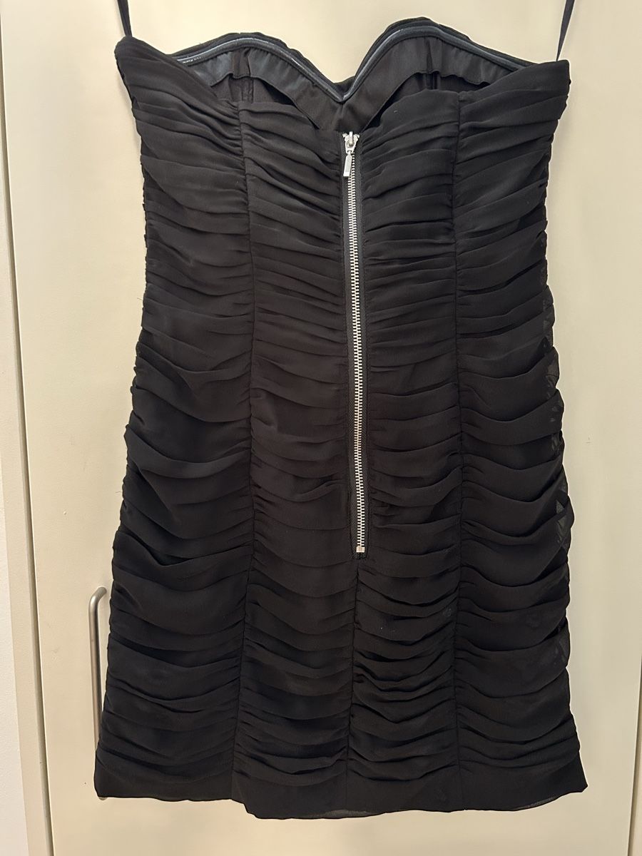 H&M Kleider: Minikleid schwarz H&M Gr. 38 – Gebraucht aus Winterthur von turmalina15 1