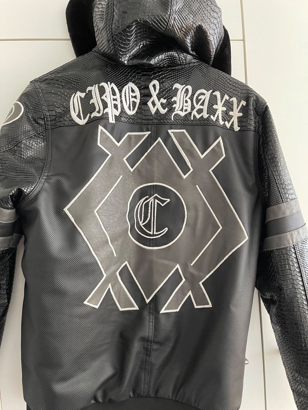 Cipo & Baxx Giacche: Herrenjacke The Cipo & Baxx Label schwarz – Usato da Staufen venduto da GiuliettaD 1