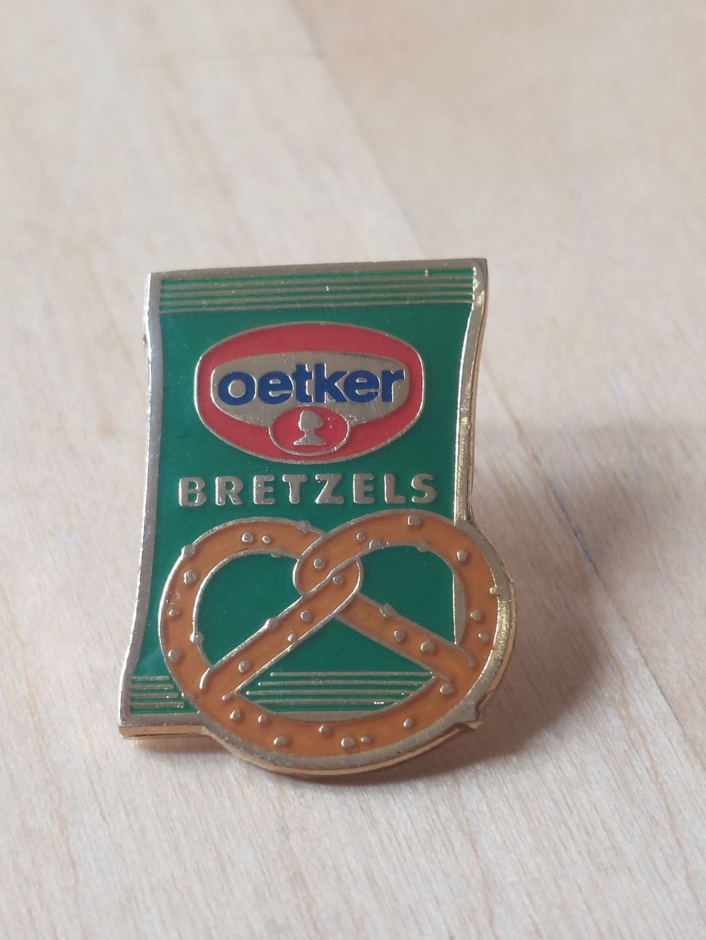 Placchette & Badge: 3 OETKER - PIN – Usato da Gipf - Oberfrick venduto da Esnoopy 3