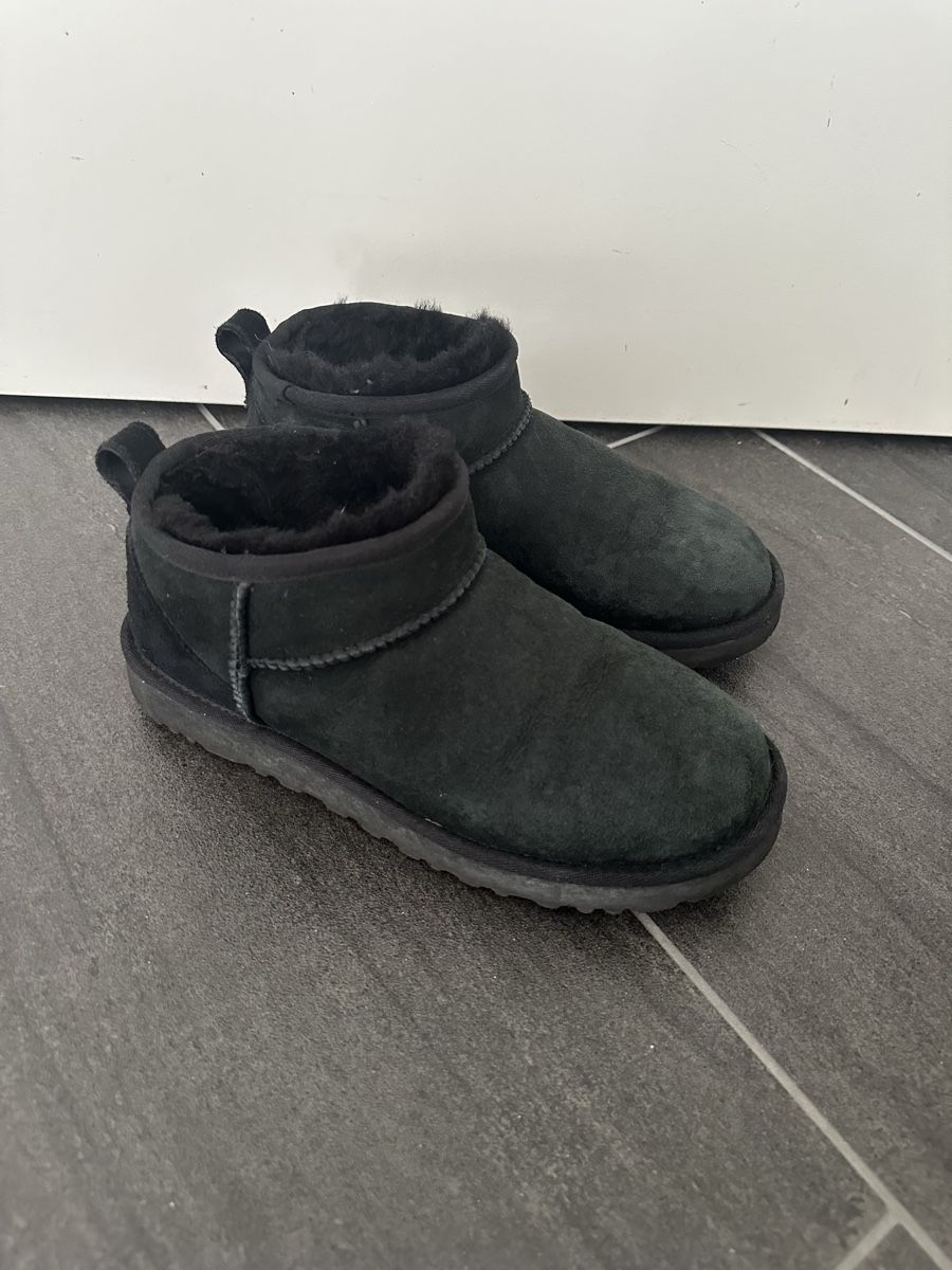 Ugg Scarpe da donna: UGG ultra mini Boots Gr 39 – Usato da winterthur venduto da pompowerpuff