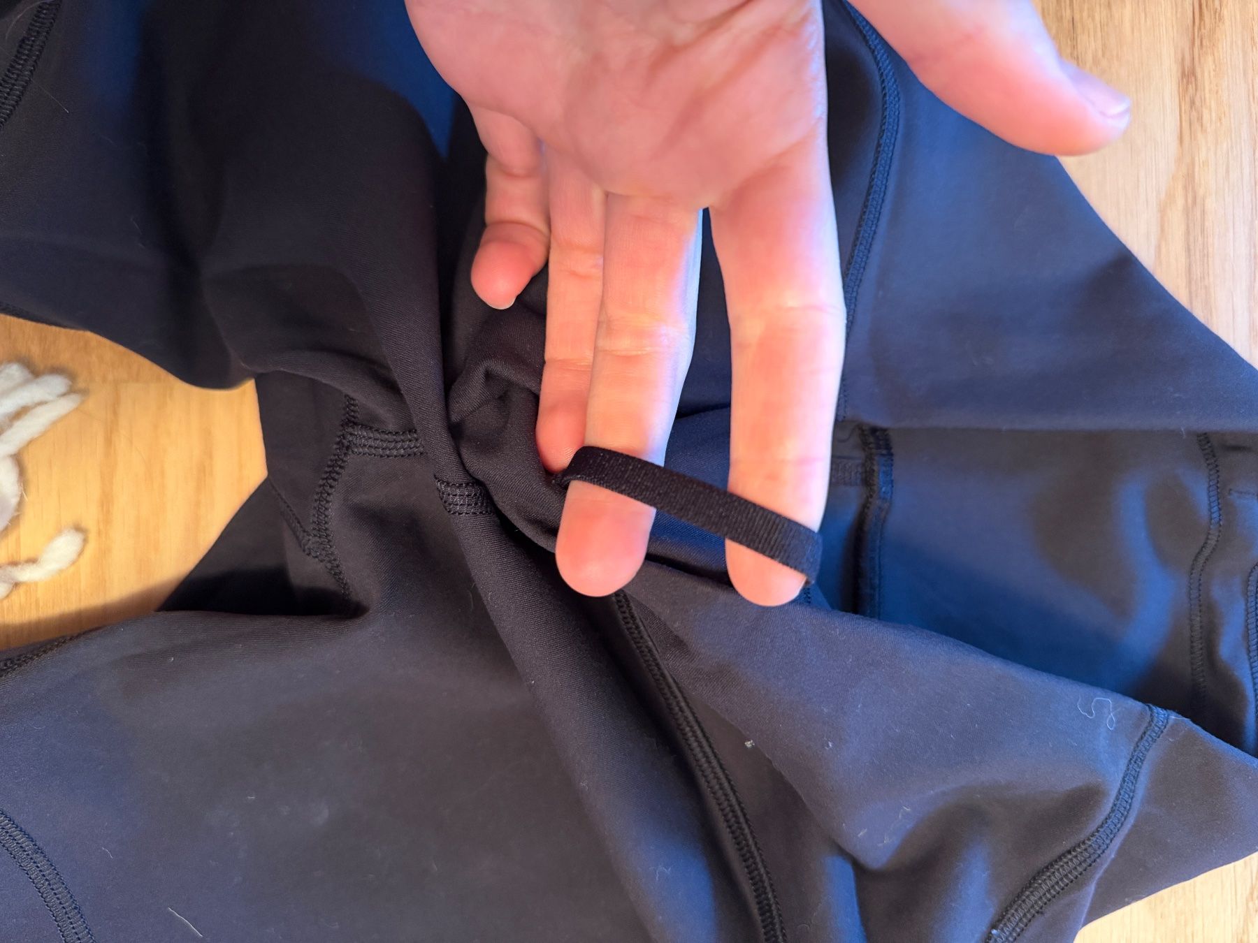 Lululemon Leggings: Lululemon Shorts schwarz Grösse 4 – Neu (gemäss Beschreibung) aus Hettlingen von blu_tb6z 1