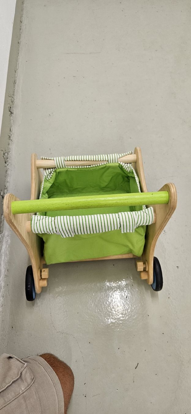 Veicoli per bambini: Lauflernwagen Holz mit Stoffablage und Griff – Usato da Bonaduz venduto da stb-fishing 6