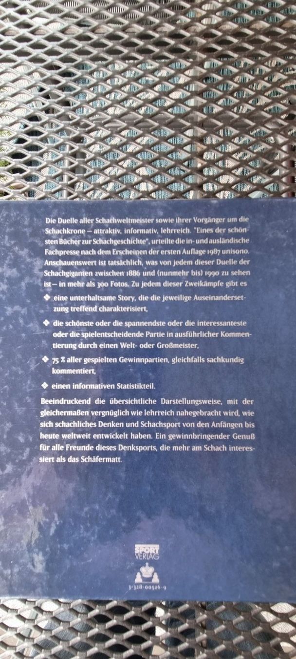 Libri: Schachbuch Umkämpfte Krone – Usato da Muttenz venduto da Langerochade 1